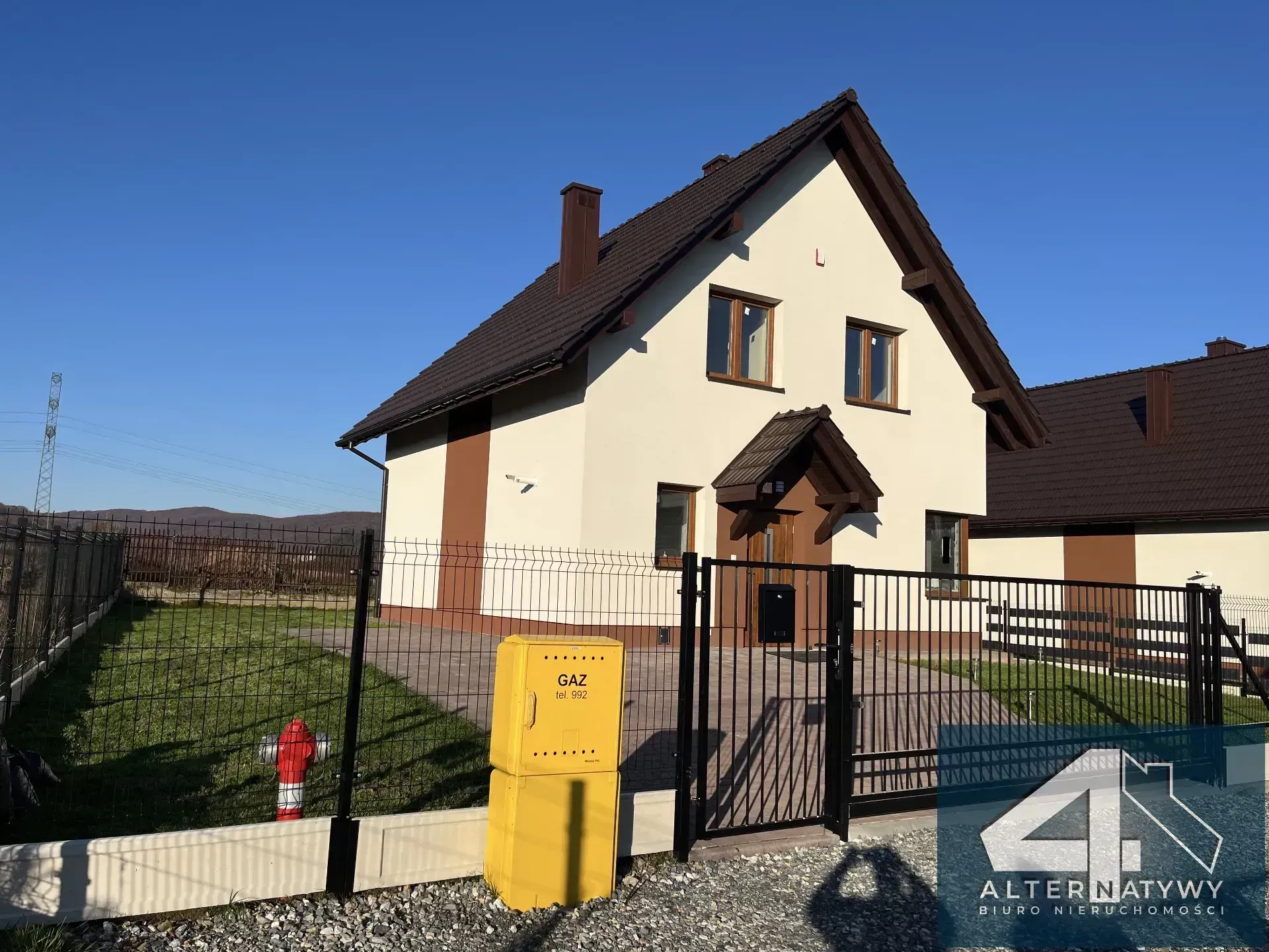 Komfortowy dom jednorodzinny z pięknym widokiem 23