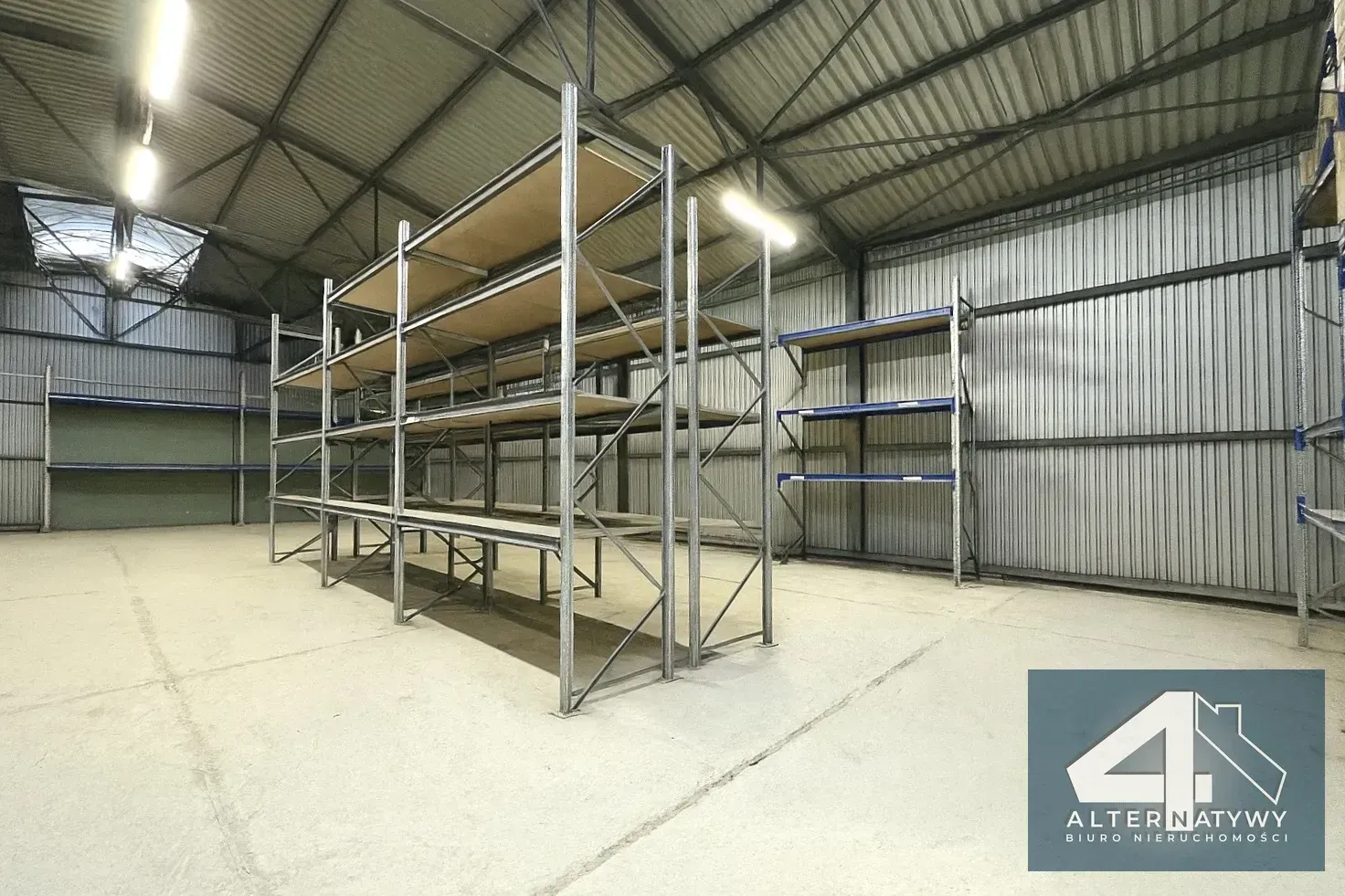 Hala produkcyjna z magazynem i częścią biurową 2