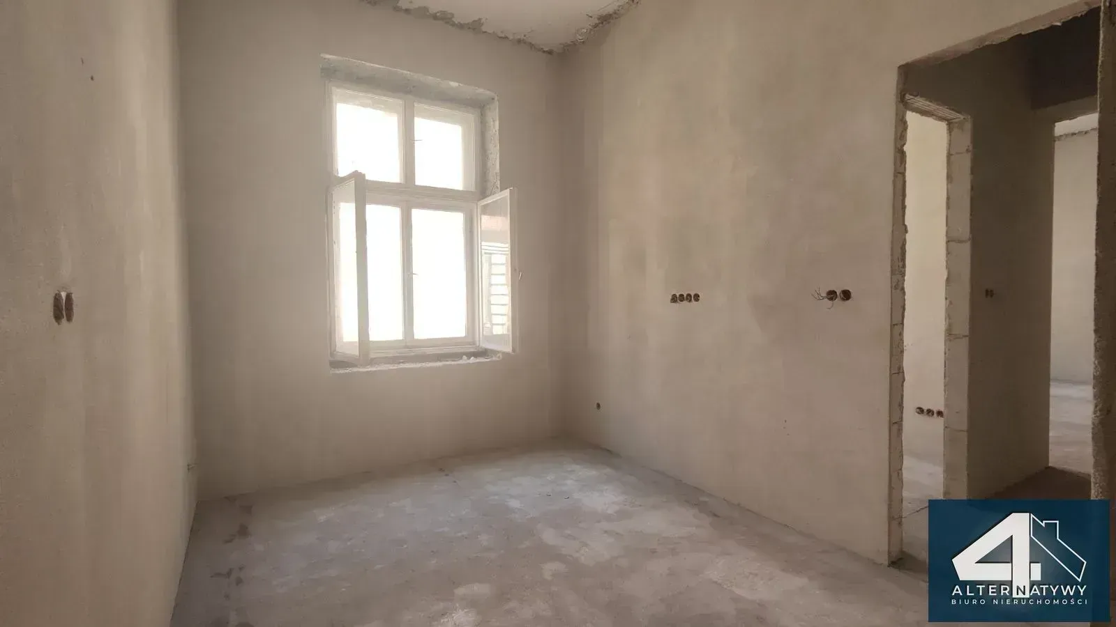 Mieszkanie w Kamienicy tuż przy rynku 4