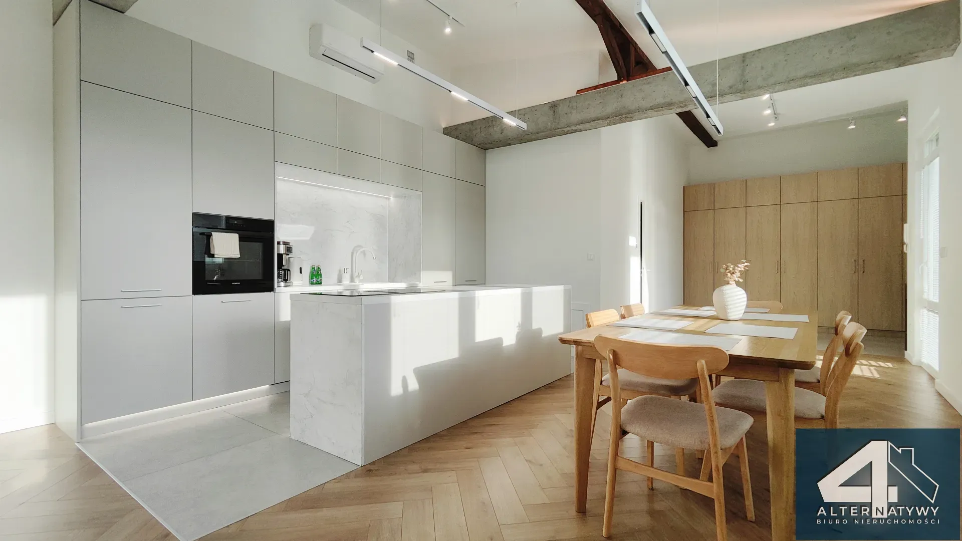 Mieszkanie  VIP w kamienicy z garażem i ogrodem 4