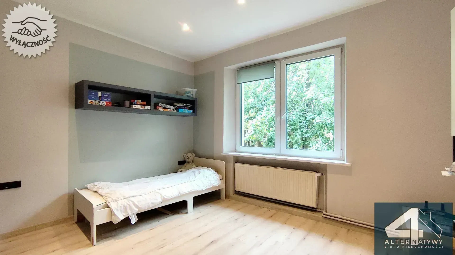 Dom i budynek do zamieszkania lub działaność 10