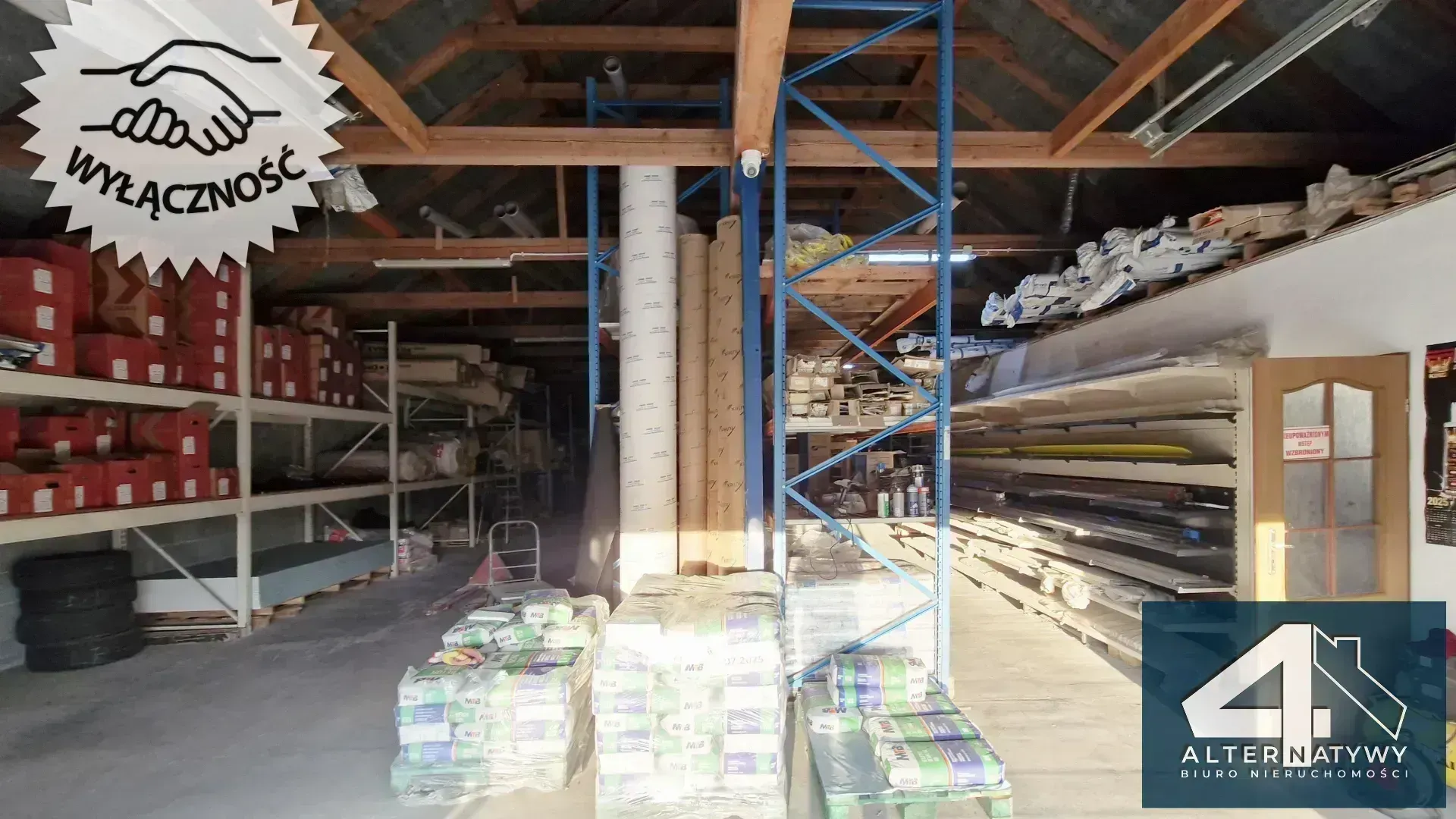 Hurtownia budowlana przy DK 42 na trasie 9