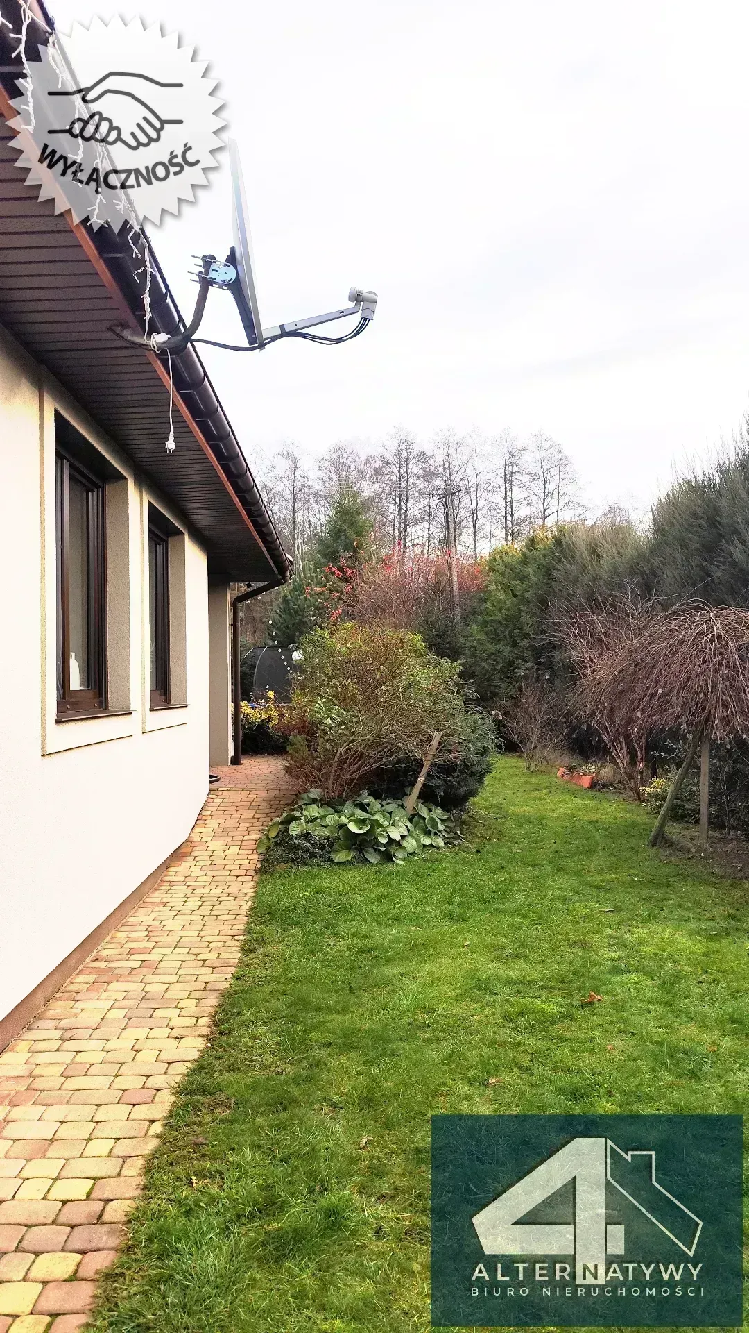 Piękny i ekonomiczny dom w otoczeniu zieleni 19