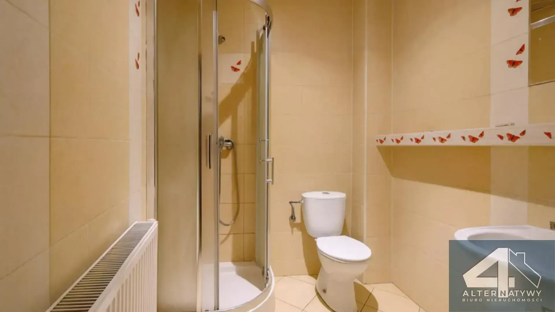 Ursus: Dom pod usługi lub hostel 7