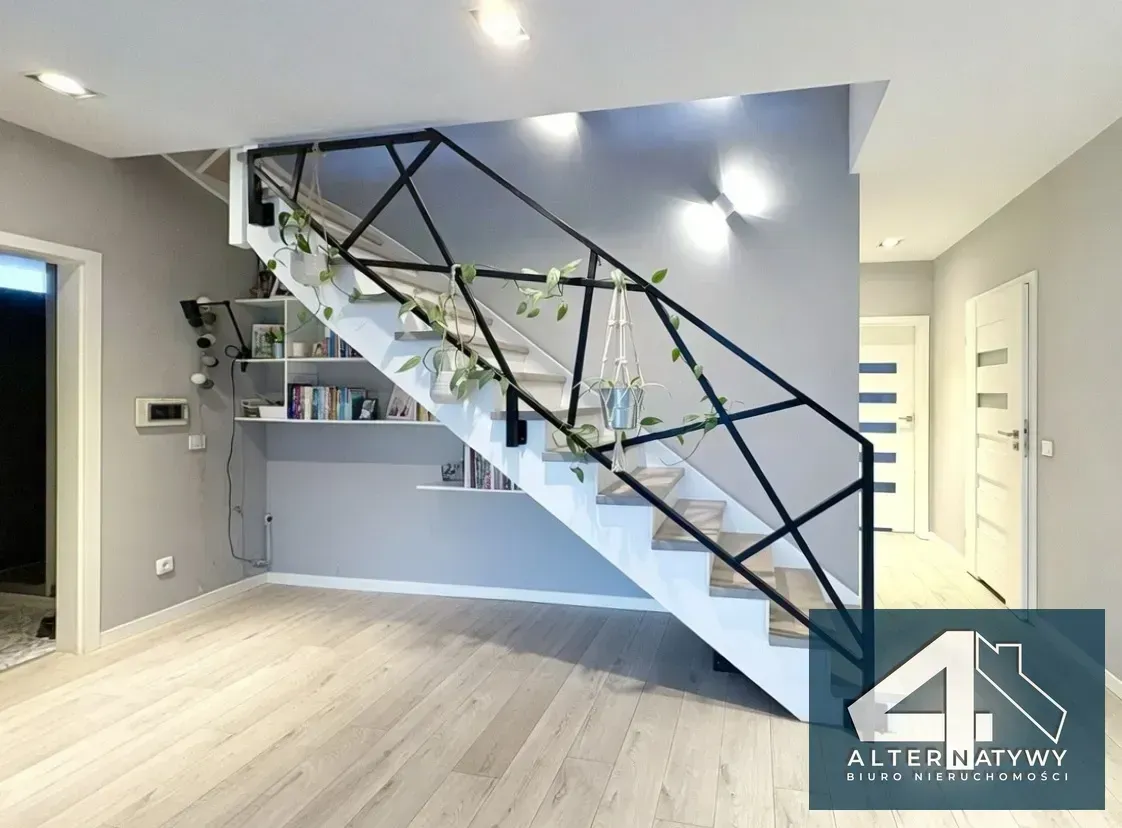 Wola Justowska. Apartament z ogródkiem 16