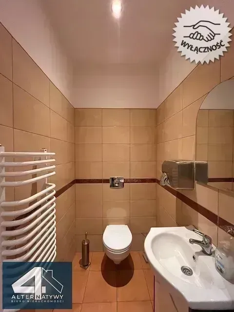 Lokal użytkowy  z dużym potencjałem 5