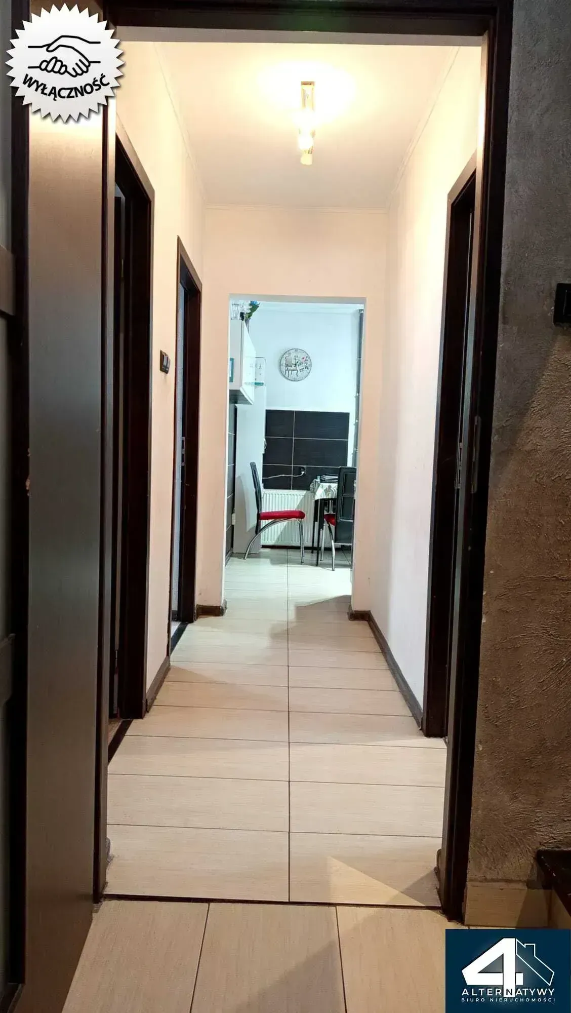 Urokliwy dom jednorodzinny z ogrodem - Bieruń. 9