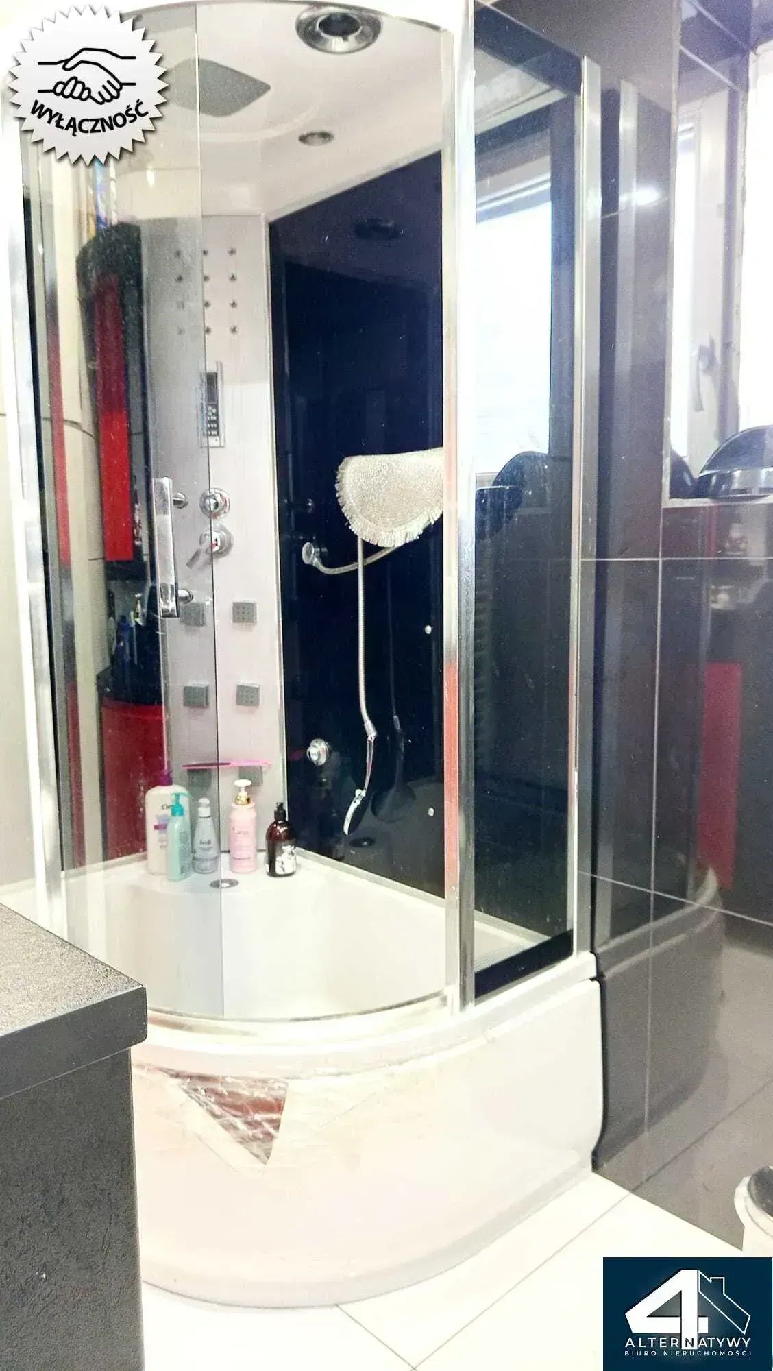 Urokliwy dom jednorodzinny z ogrodem - Bieruń. 42