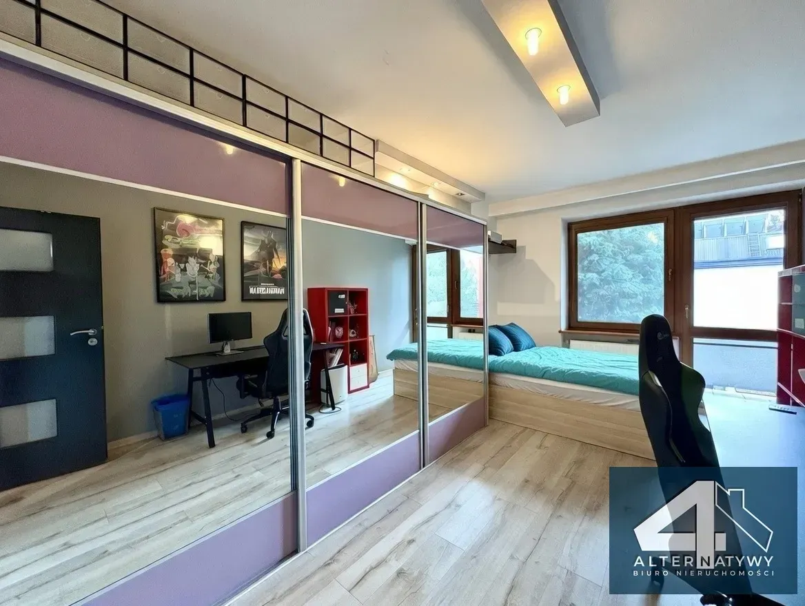 Niebanalny dom w atrakcyjnym centrum Krakowa 17