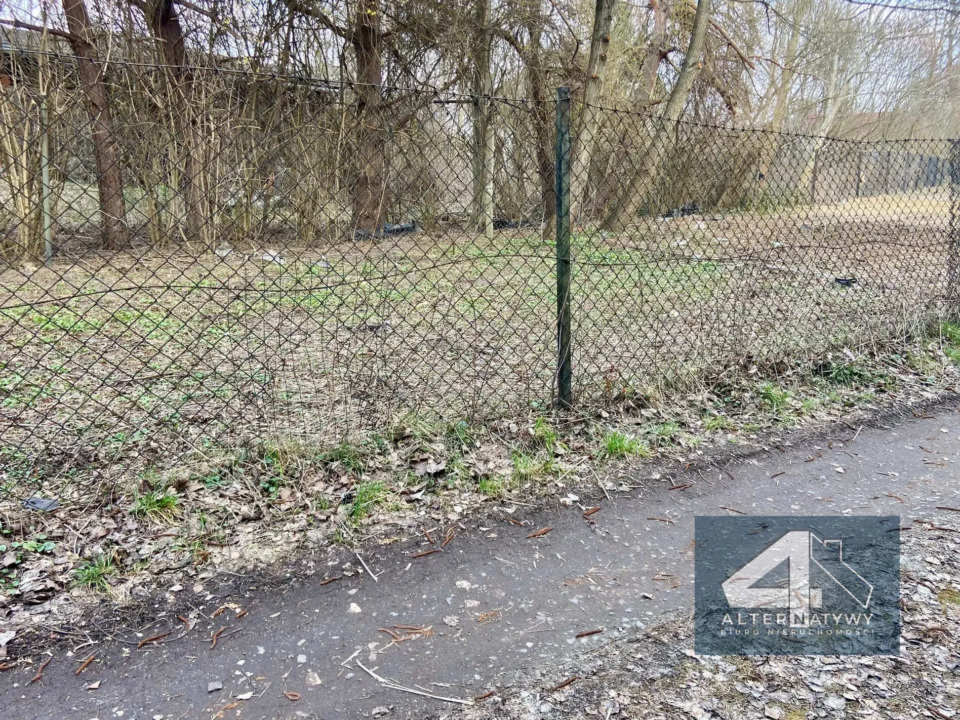 Działka 6 arów z projektem - Olszanica! 2