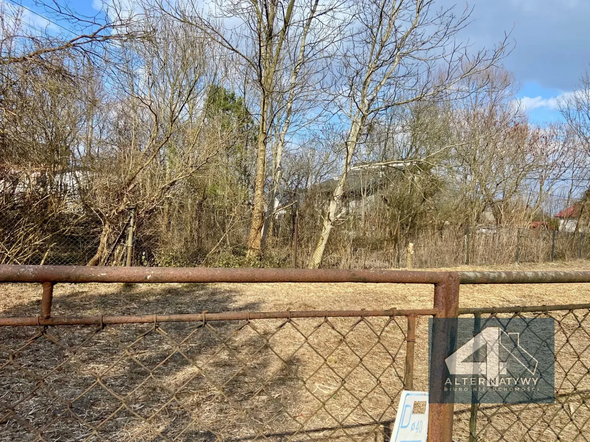 Działka 6 arów z projektem - Olszanica! 3