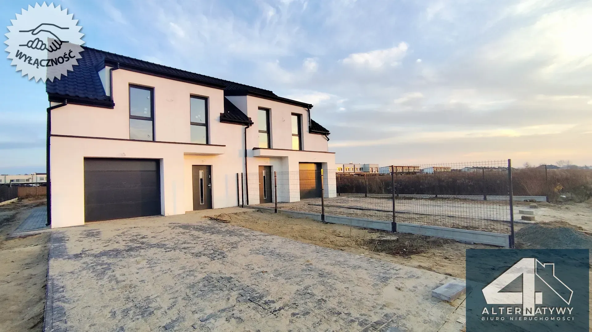 Dom z 3 sypialniami -bliskie okolice Łodzi. 1