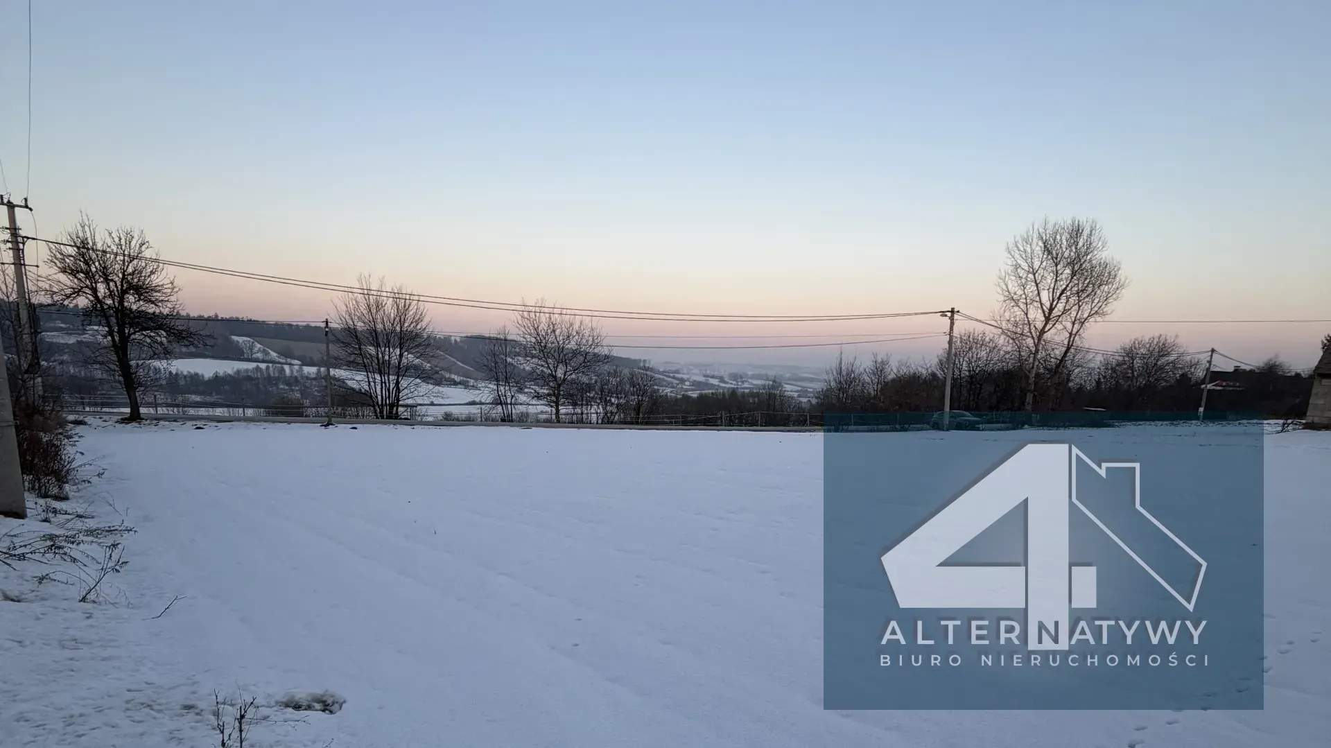 Działka budowlana z widokiem na las, 1062 m² 1