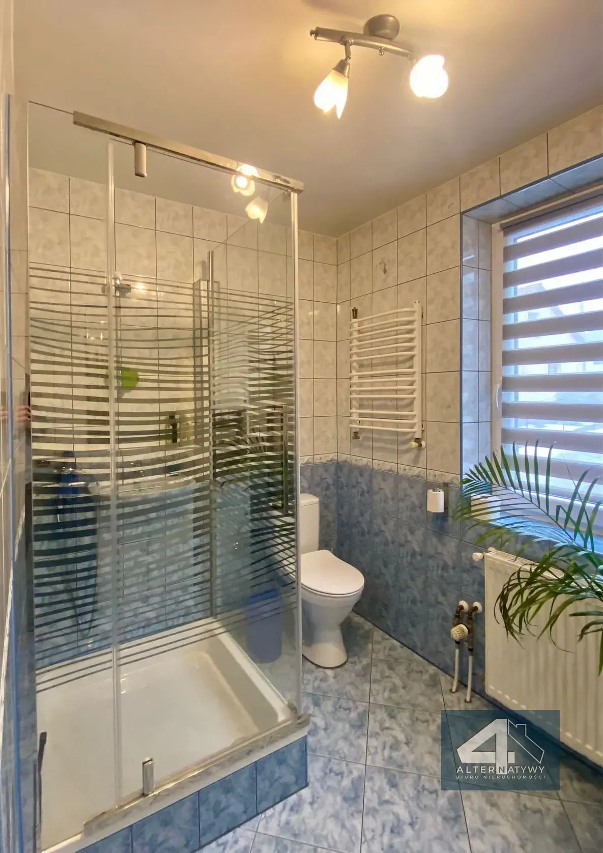 Okazja - dom z potencjałem. Do wejścia!! 6