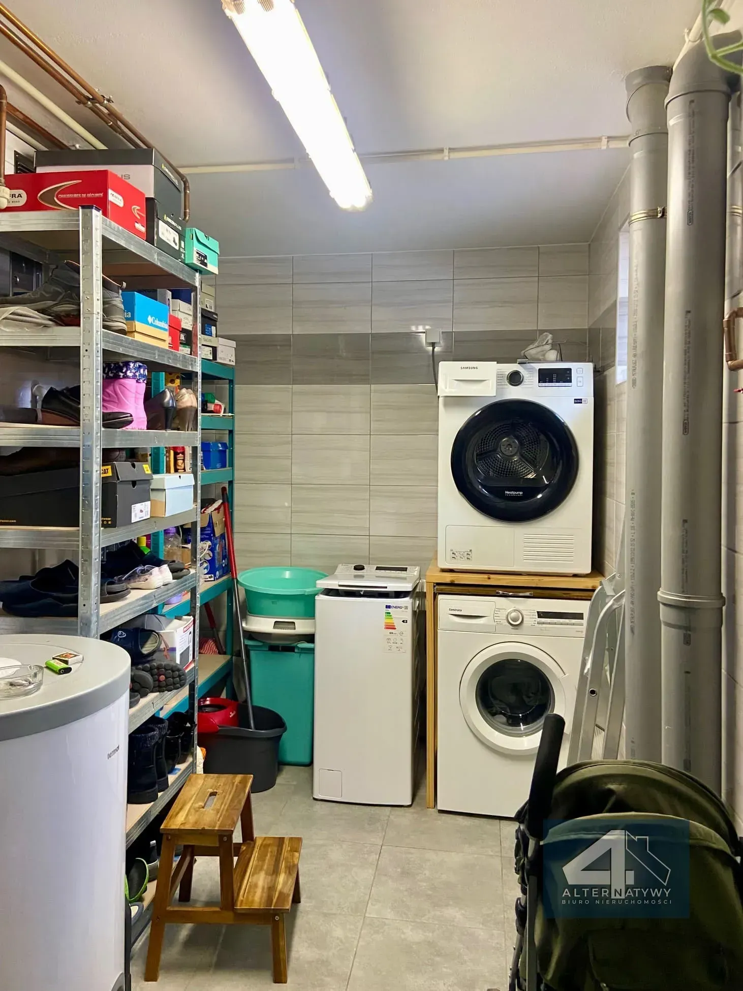 Okazja - dom z potencjałem. Do wejścia!! 9