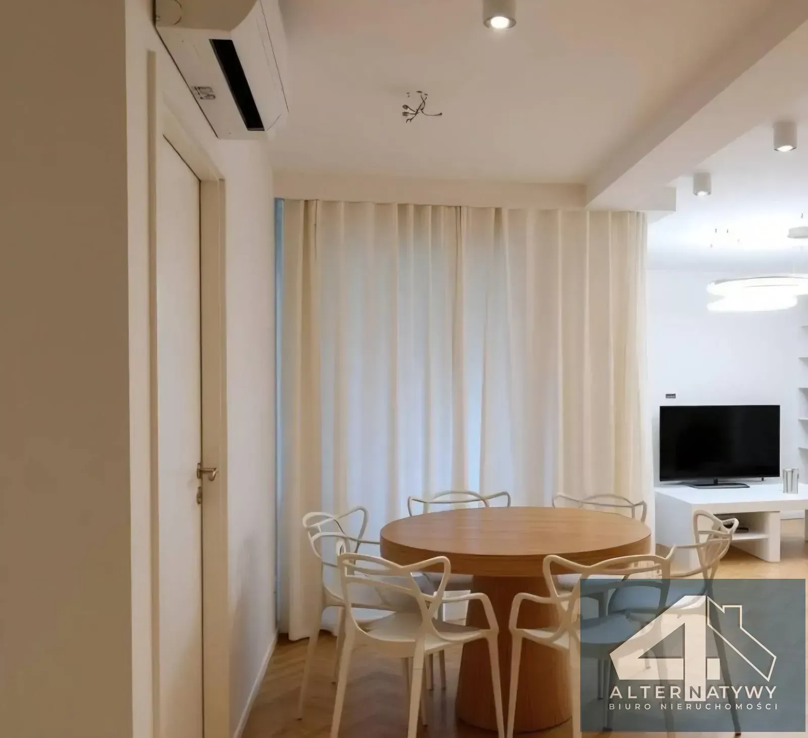 4 pokoje+balkon, wyremontowane, Złocień, 67.7m2 3