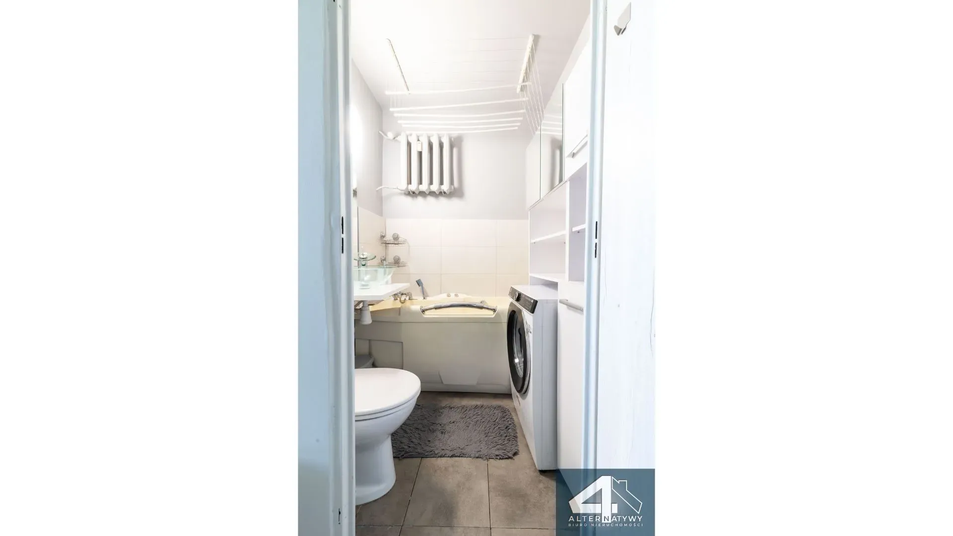 Duża kawalerka, do wprowadzenia 10