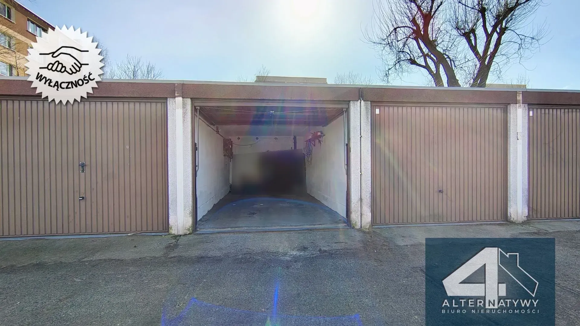 Garaż murowany, Piotrków Trybunalski, Polna 2