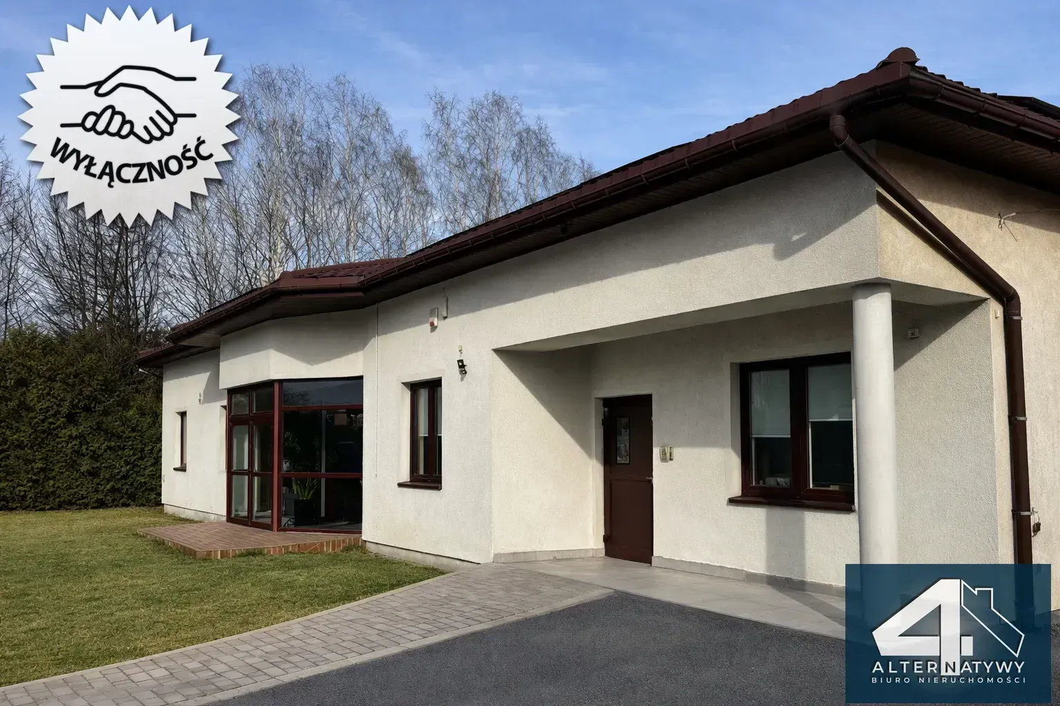 Showroom + biuro + magazyn przy A2 3