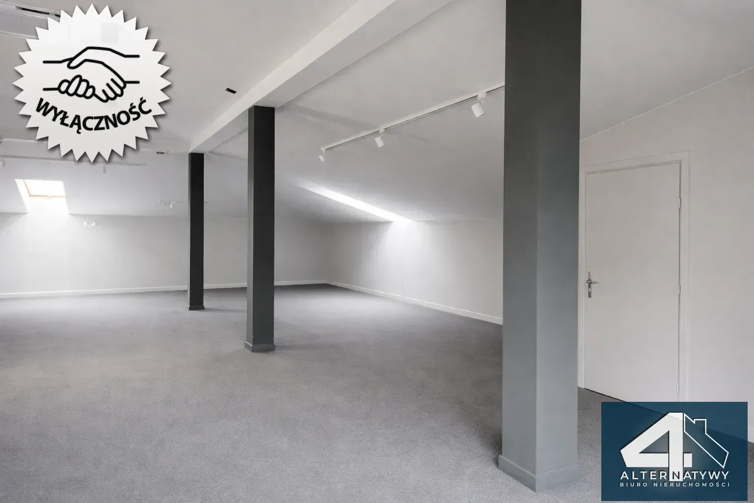 Showroom + biuro + magazyn przy A2 17