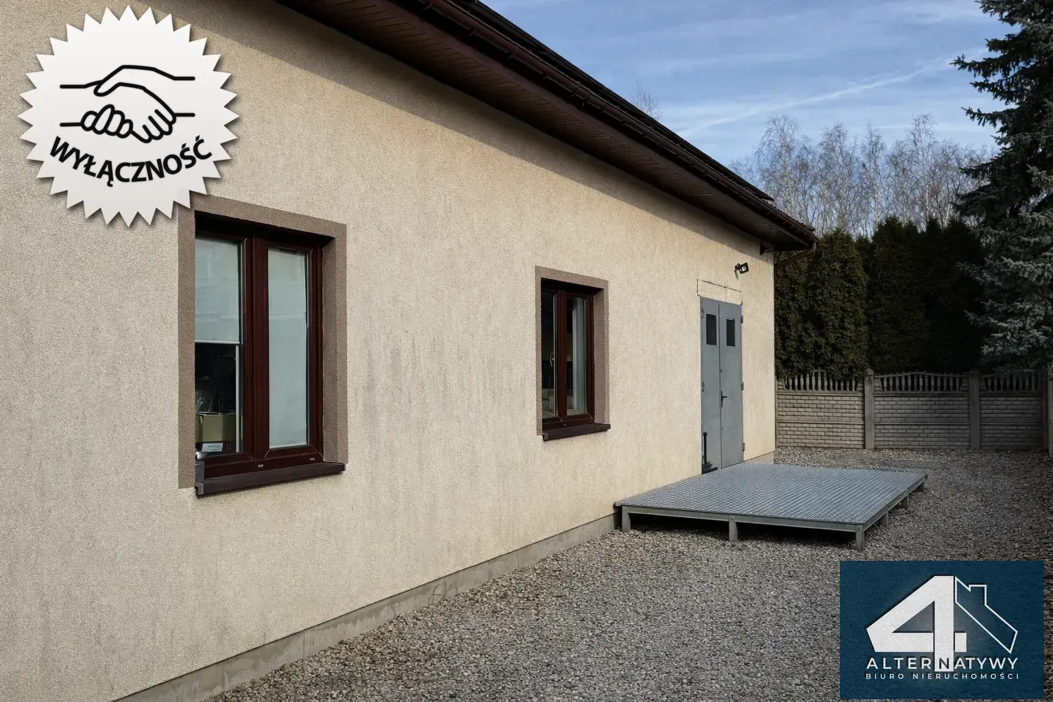 Showroom + biuro + magazyn przy A2 7