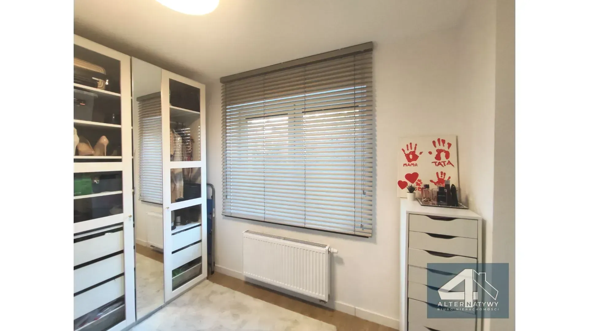 Dwupoziomowy apartament z dużym ogrodem 13
