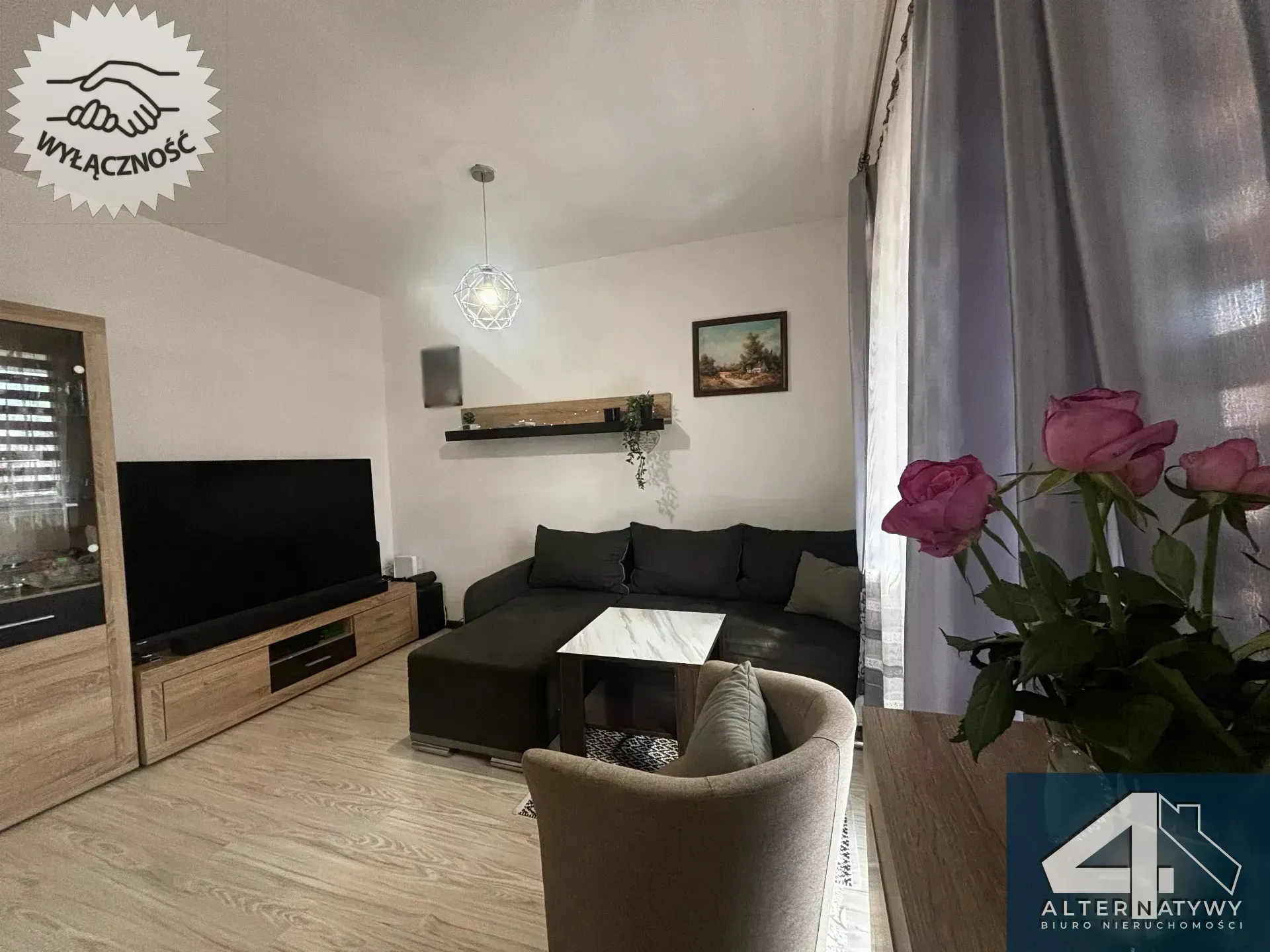 Urokliwe mieszkanie na pierwszym piętrze 6