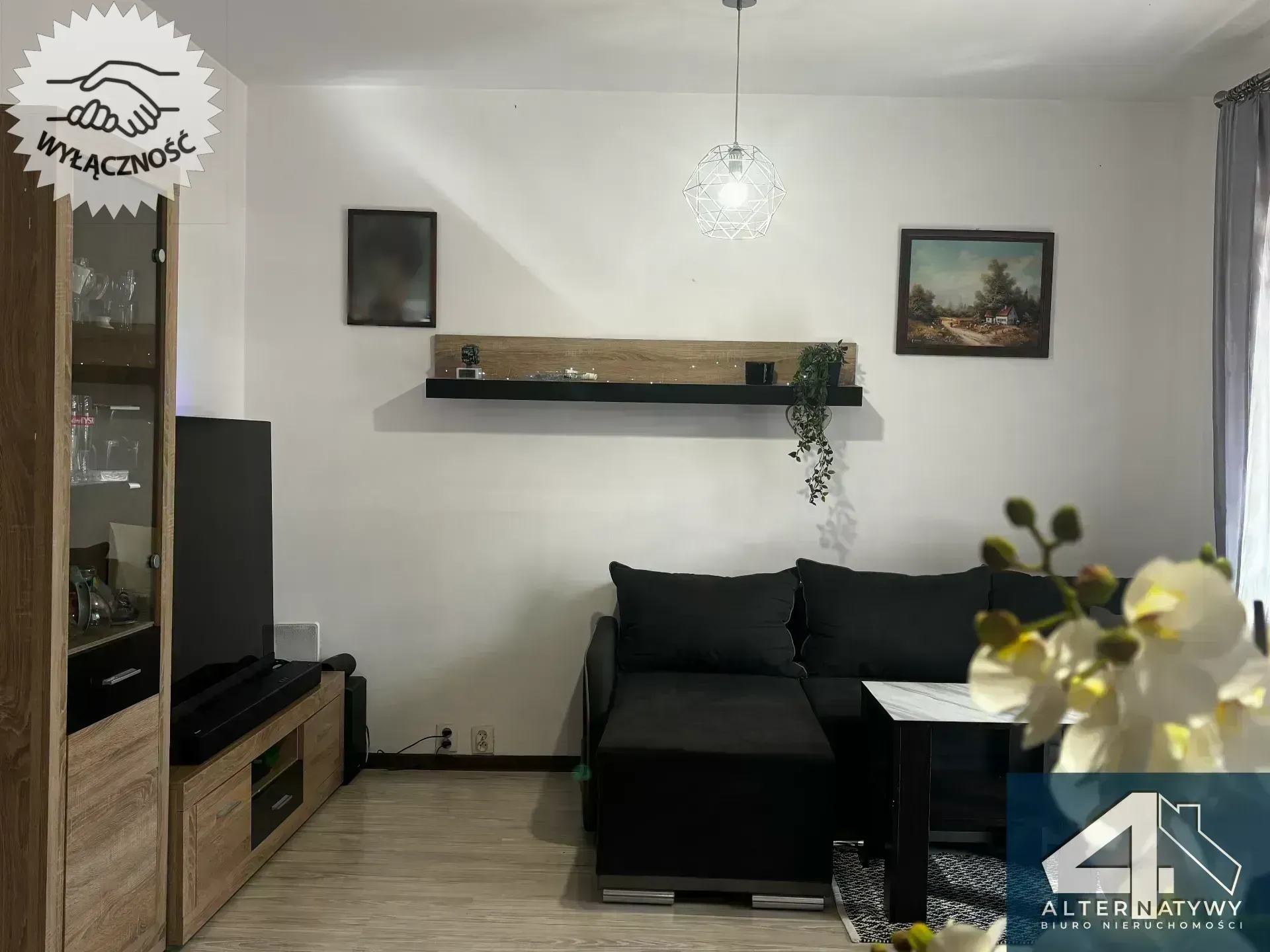 Urokliwe mieszkanie na pierwszym piętrze 9