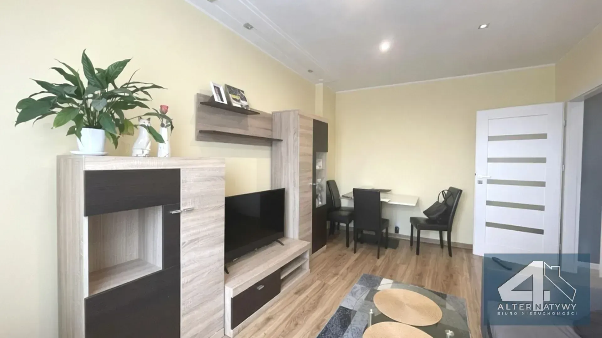 2 pokoje 40m²|Do wprowadzenia| Umeblowane 3