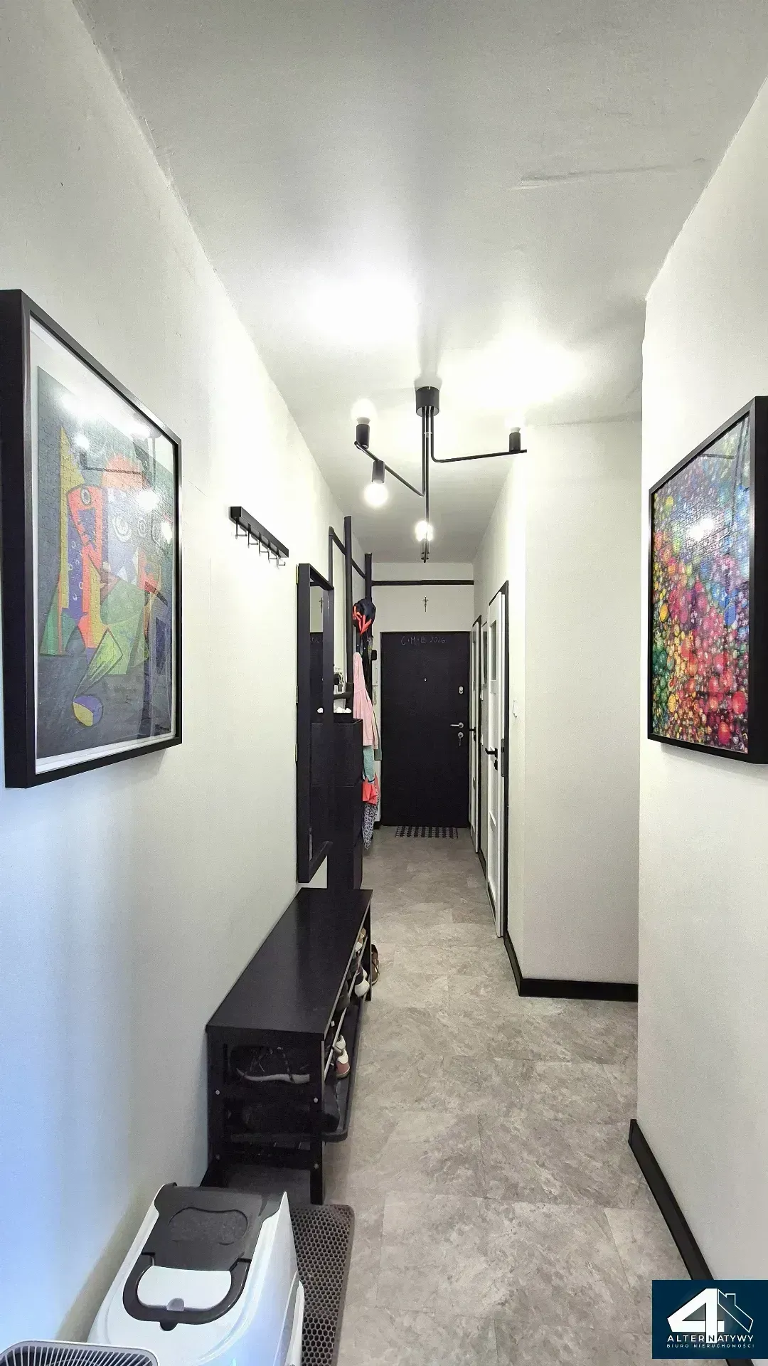 Wygodne i urządzone mieszkanie w Starej Hucie 12