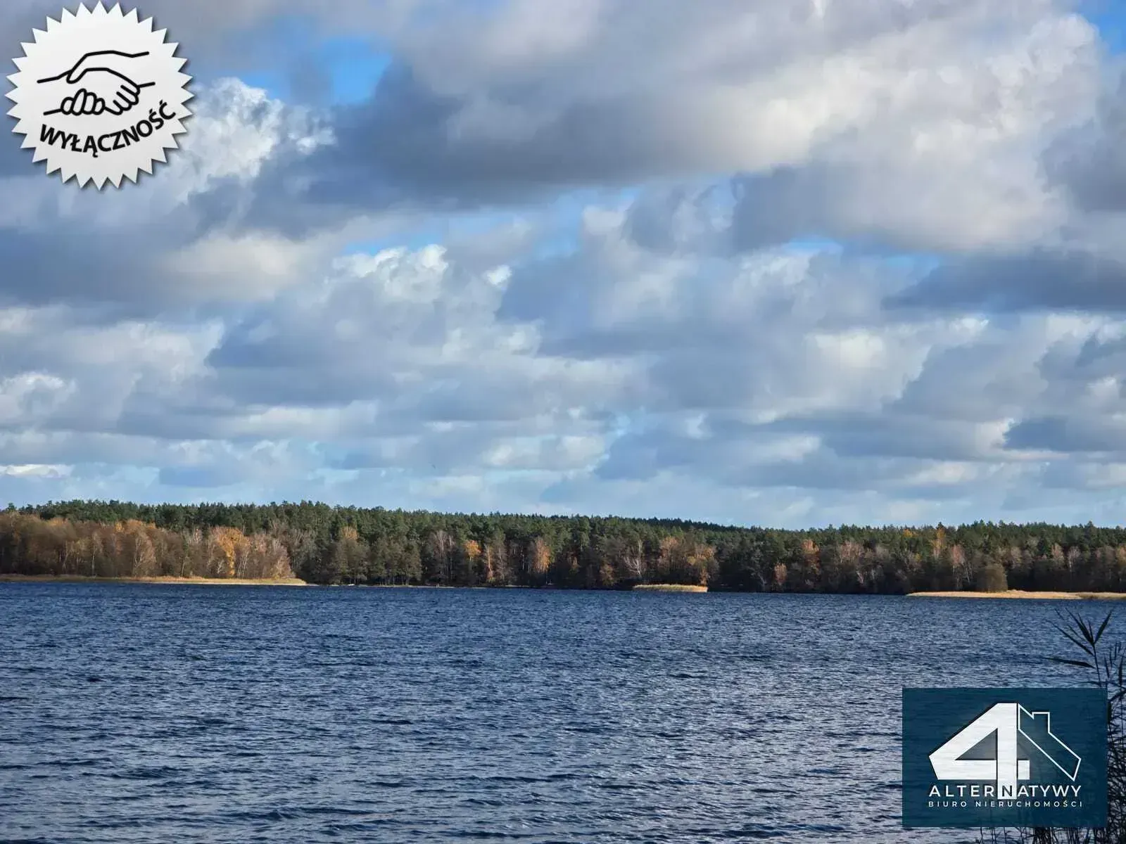 Dom nad malowniczym jeziorem 3