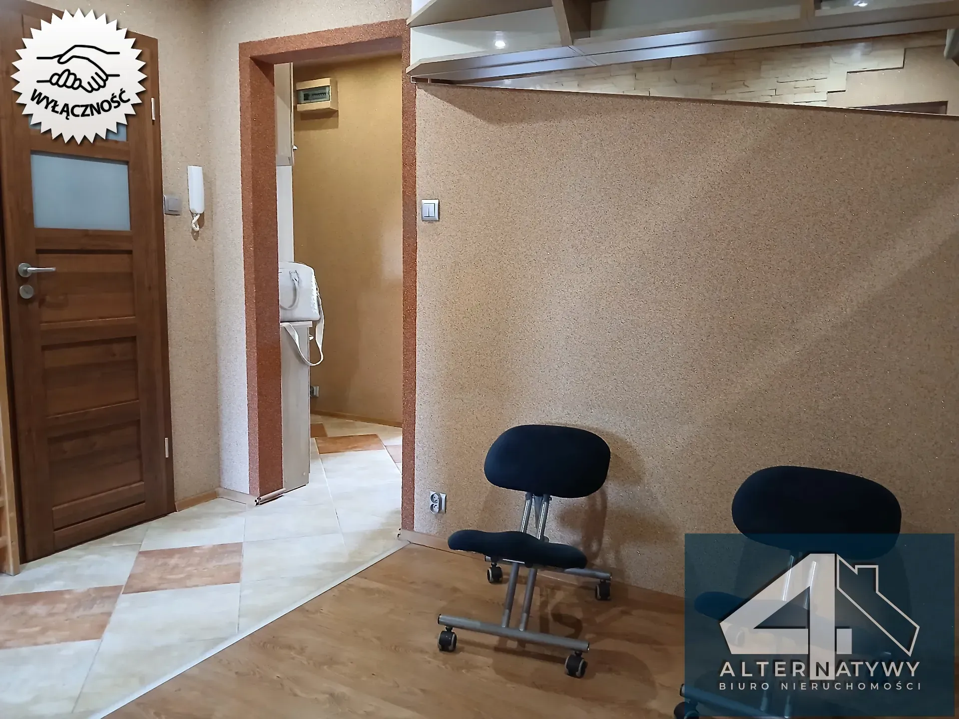 Duże mieszkanie w pięknej okolicy. 7