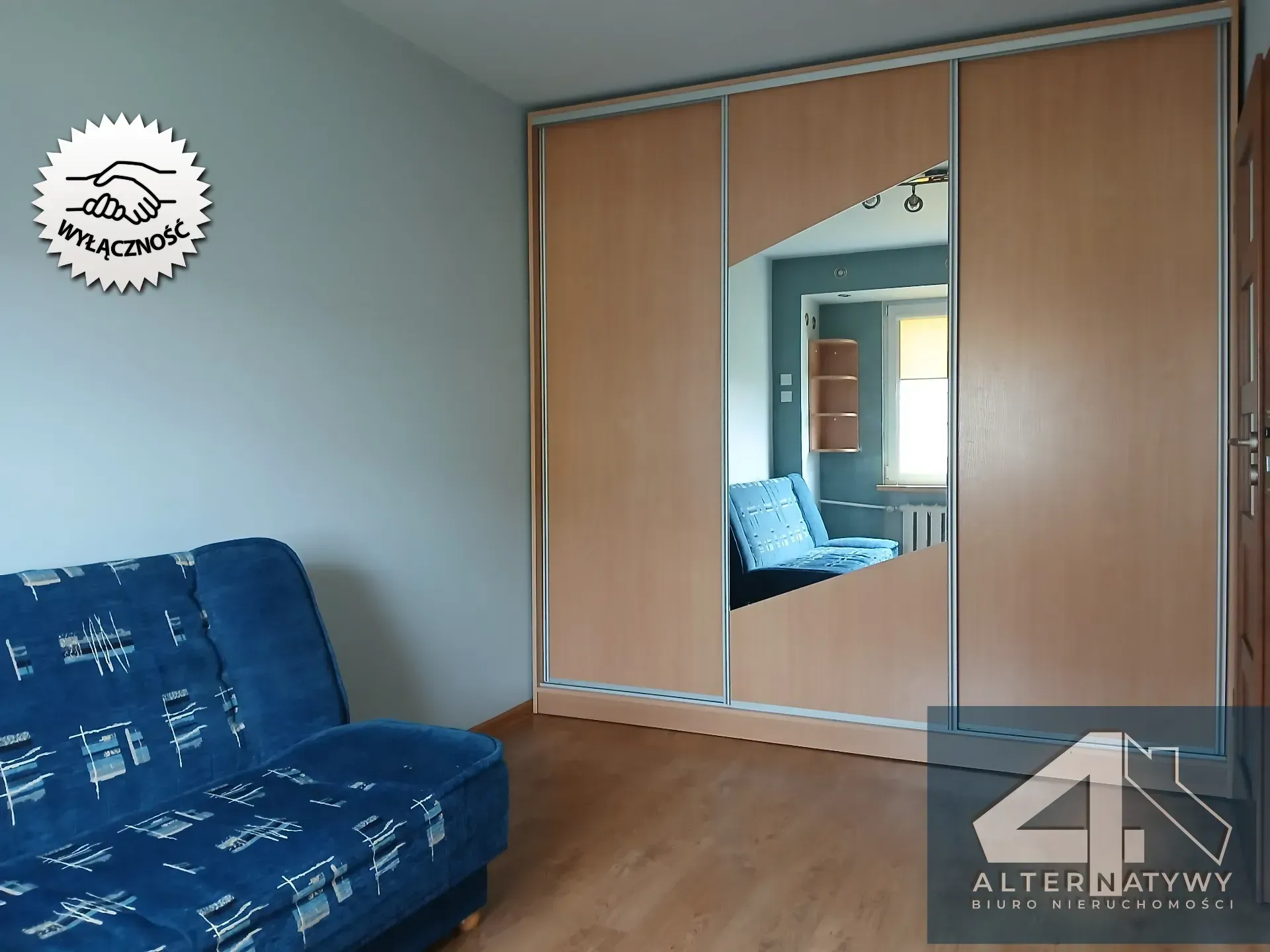 Duże mieszkanie w pięknej okolicy. 11