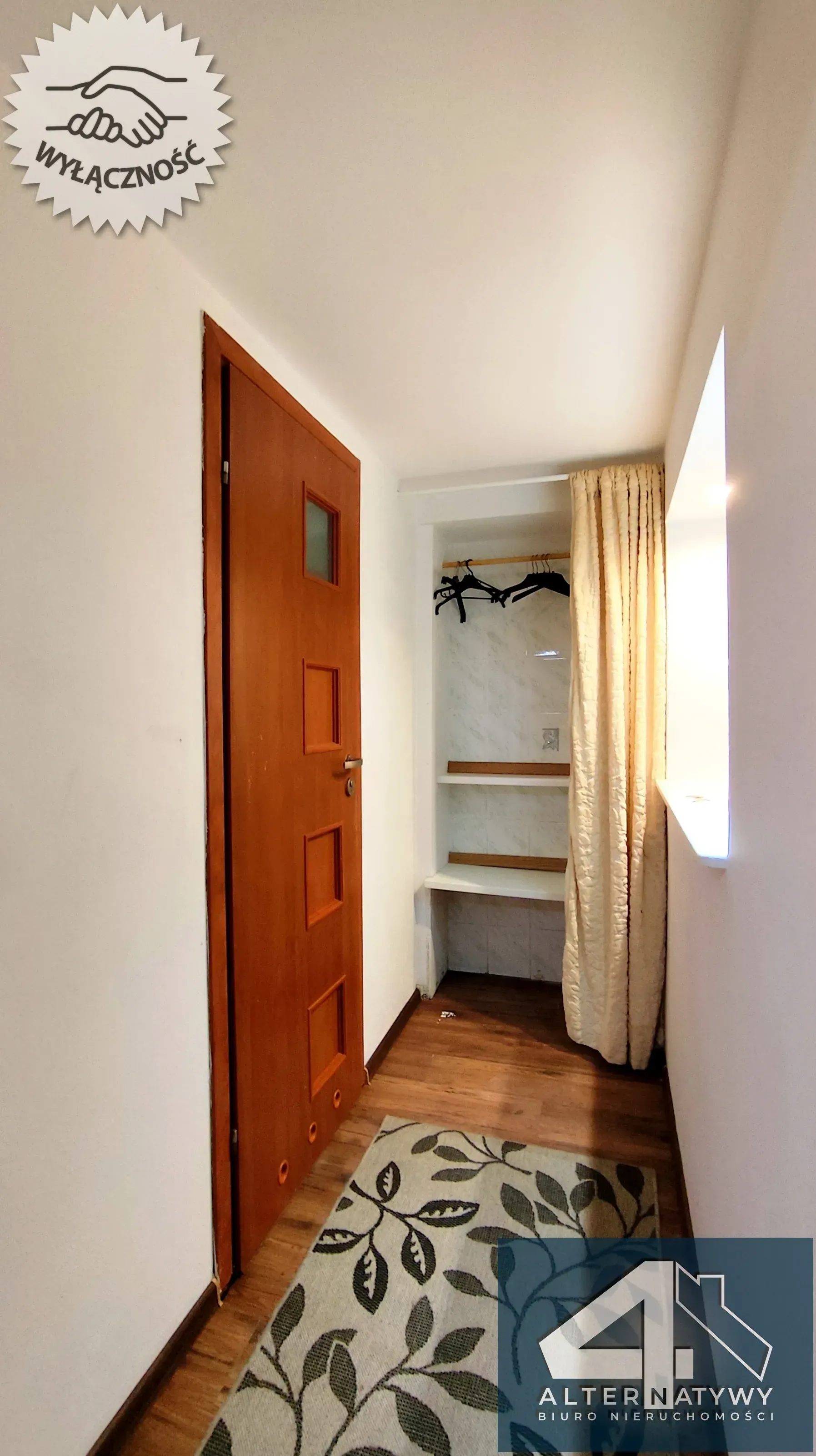 Kawalerka z antresolą przy Manufakturze 8