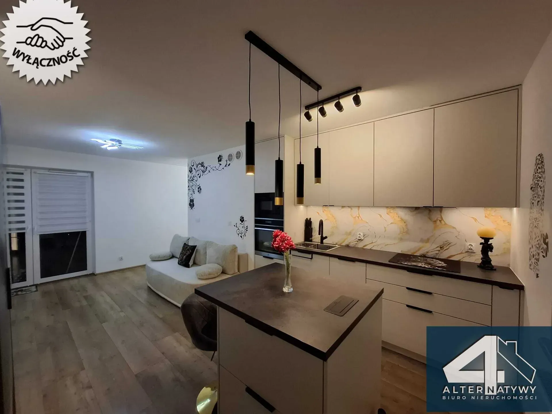 Tu jest jakby LUKSUSOWO 3