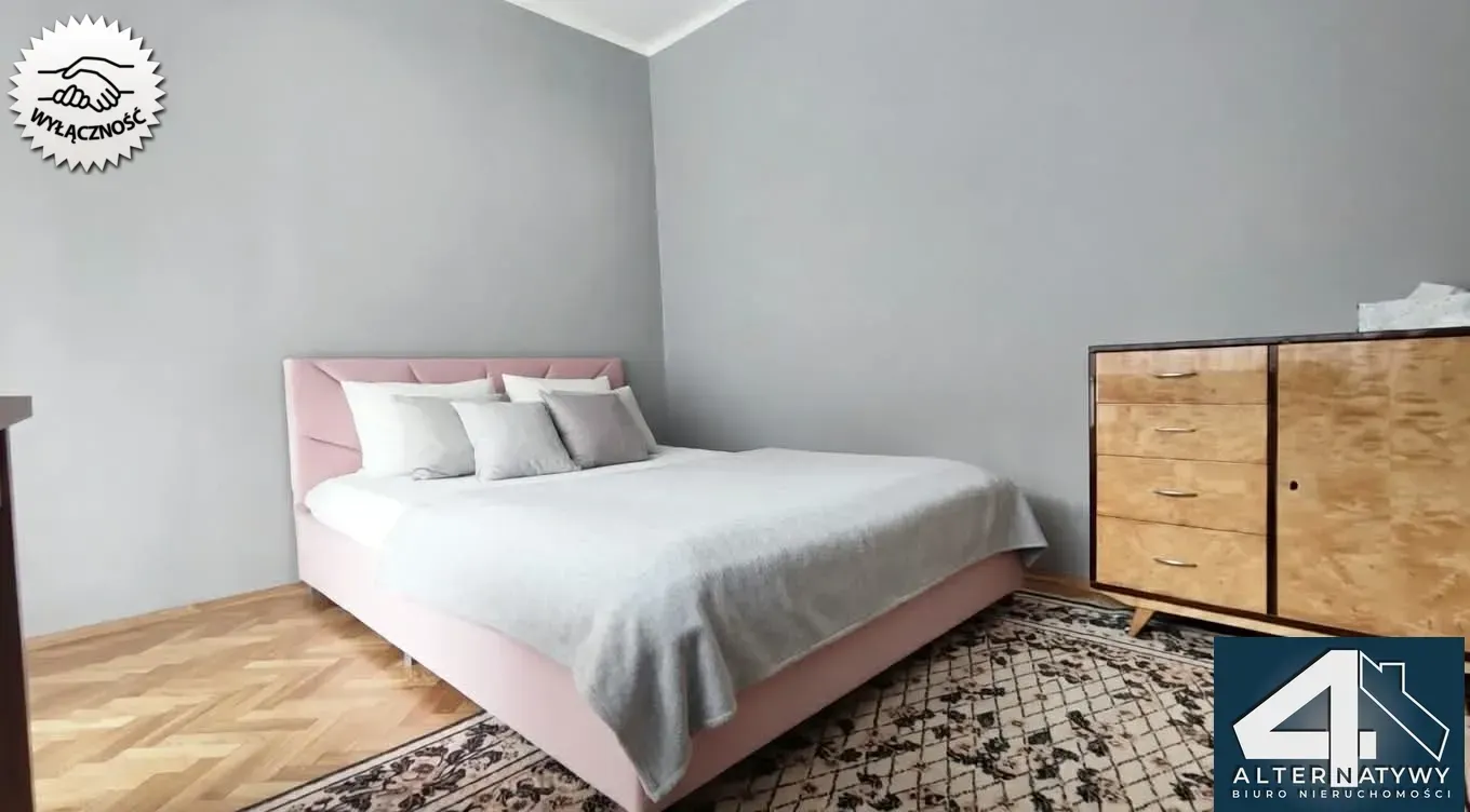 Piękny dom z potencjałem inwestycyjnym 6