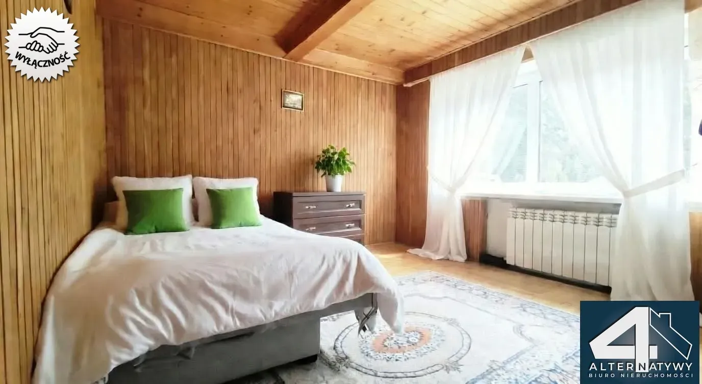 Piękny dom z potencjałem inwestycyjnym 9