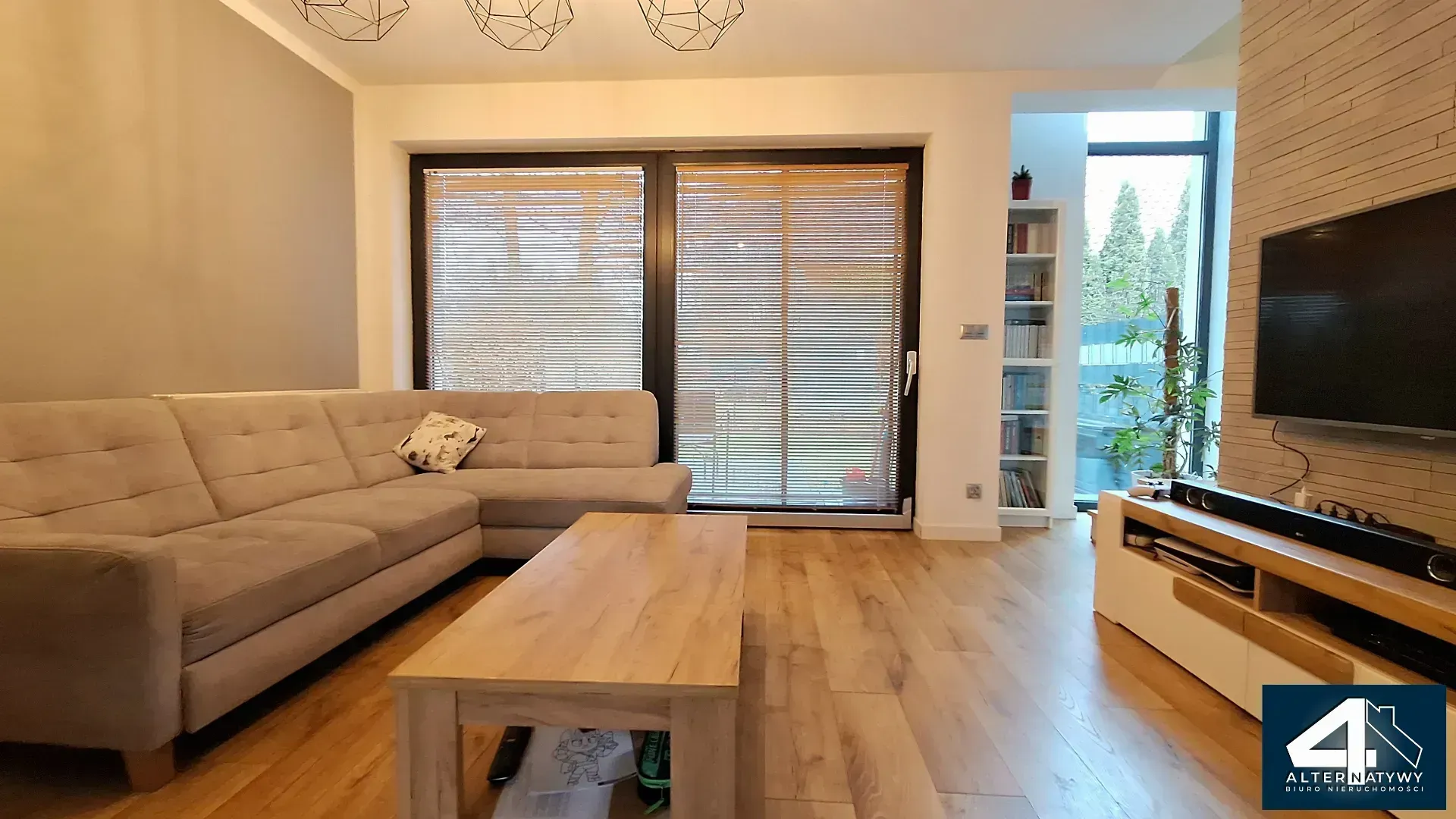 Rączna, Liszki,  Dom 4 pokoje, ogródek 2