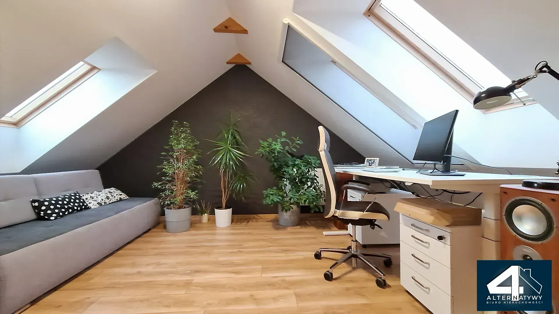 Rączna, Liszki,  Dom 4 pokoje, ogródek 15