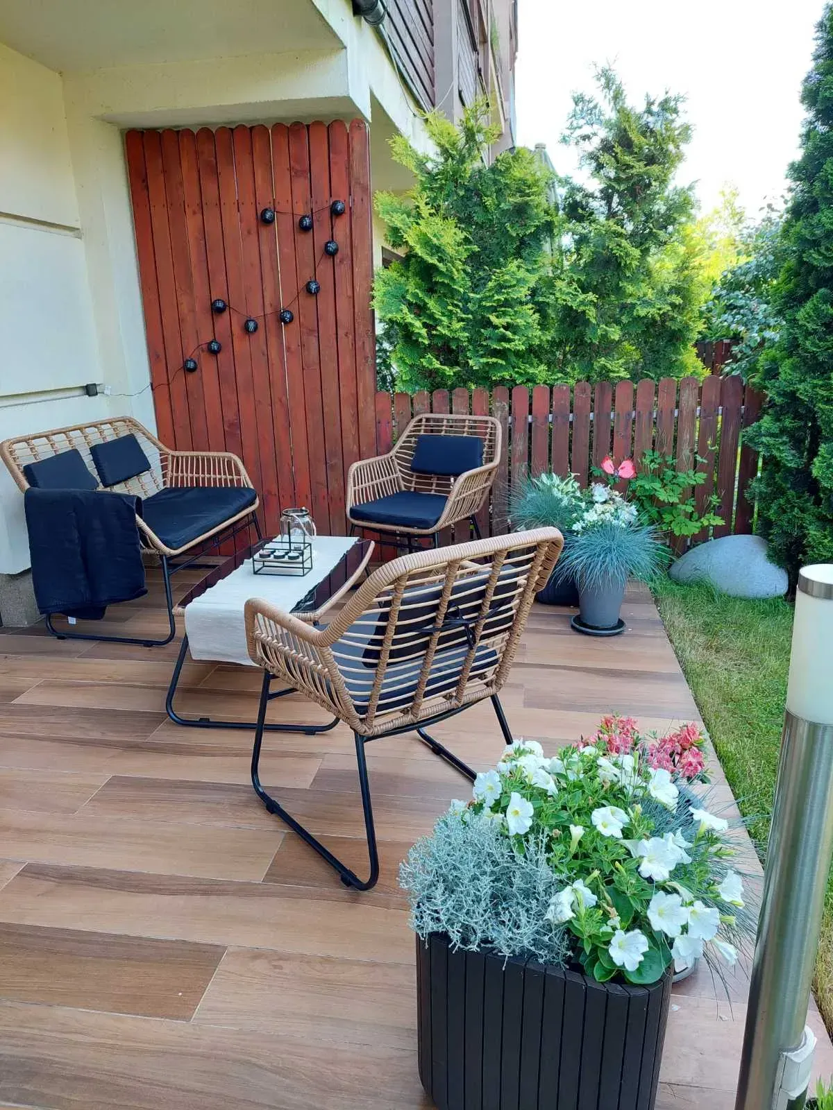 Piękne 2- poziomowe z ogródkiem 4