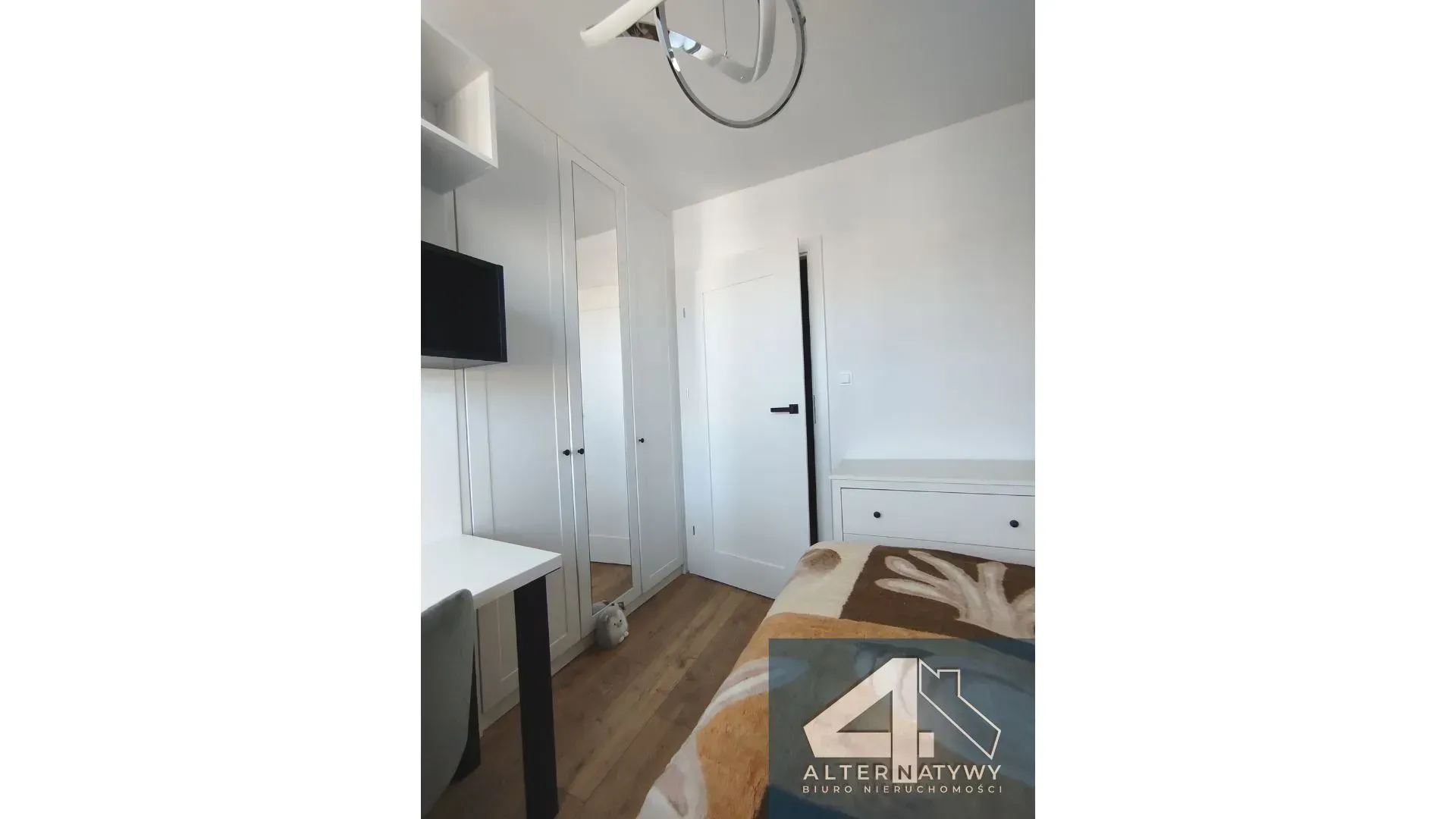 3 pokoje | po remoncie| wyposażone| 49 m² 11