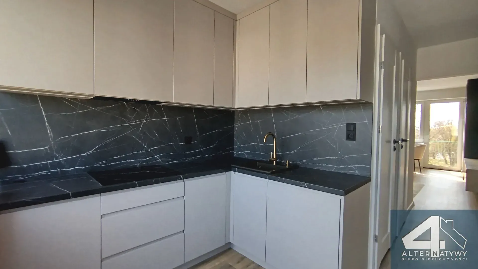 3 pokoje | po remoncie| wyposażone| 49 m² 14