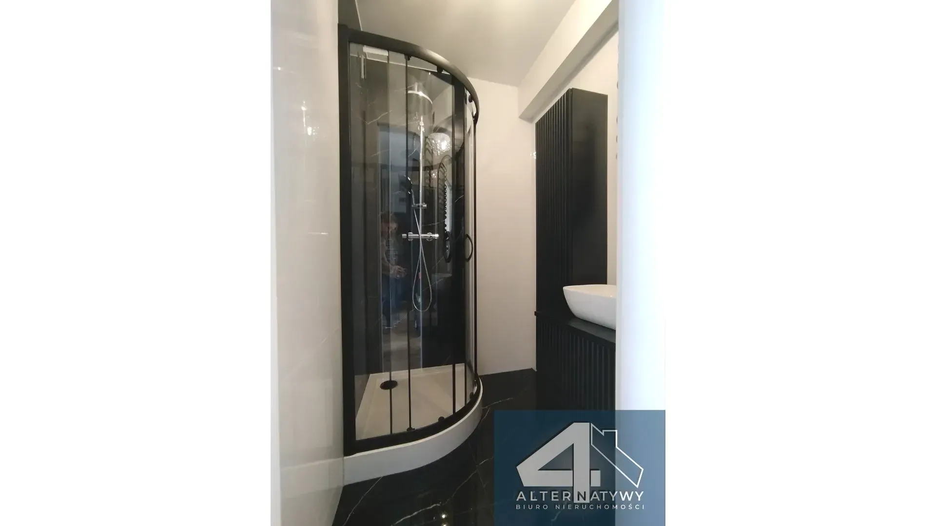 3 pokoje | po remoncie| wyposażone| 49 m² 17