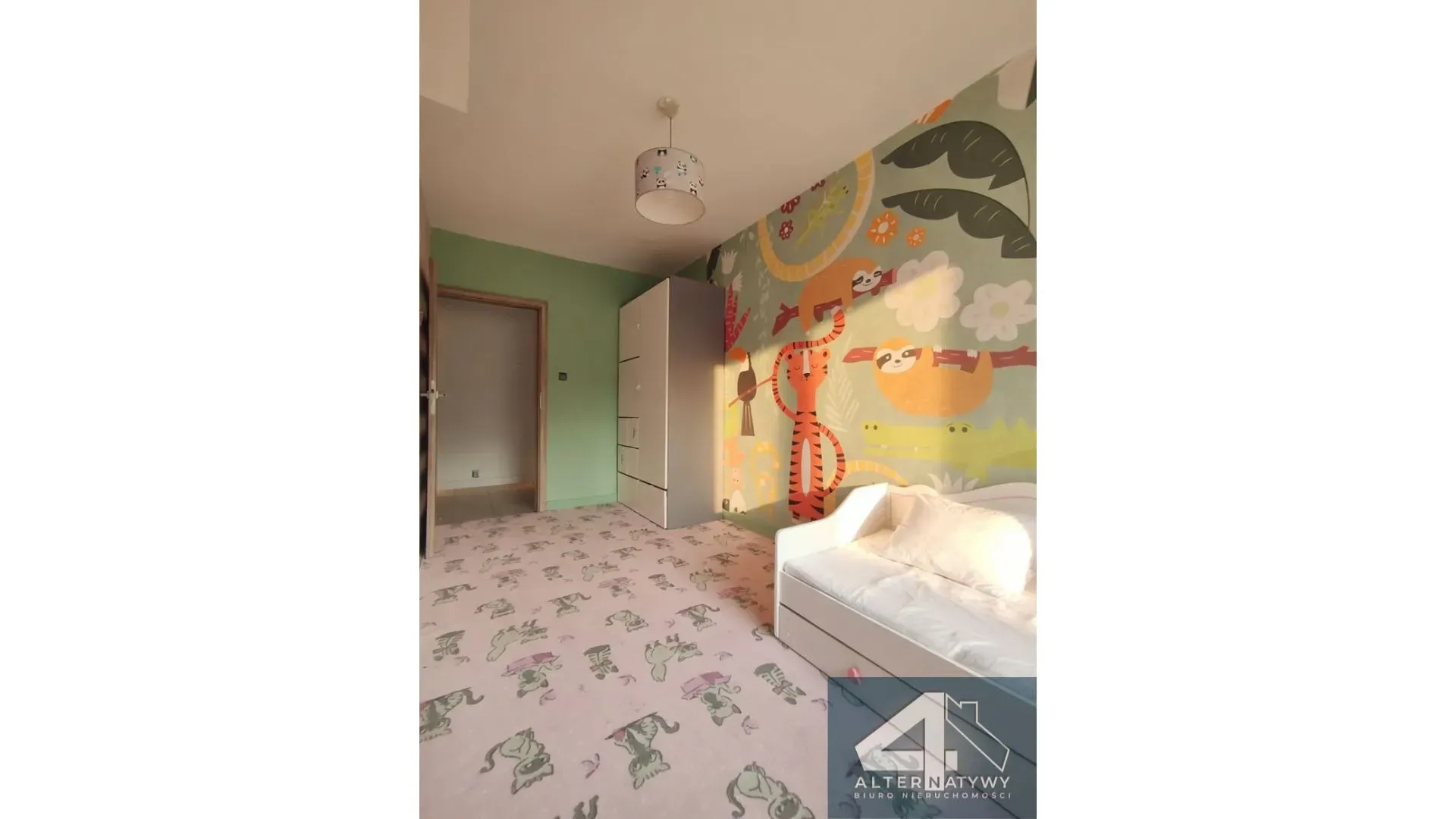 3 pokoje | do odświeżenia| | 69,33 m² 5