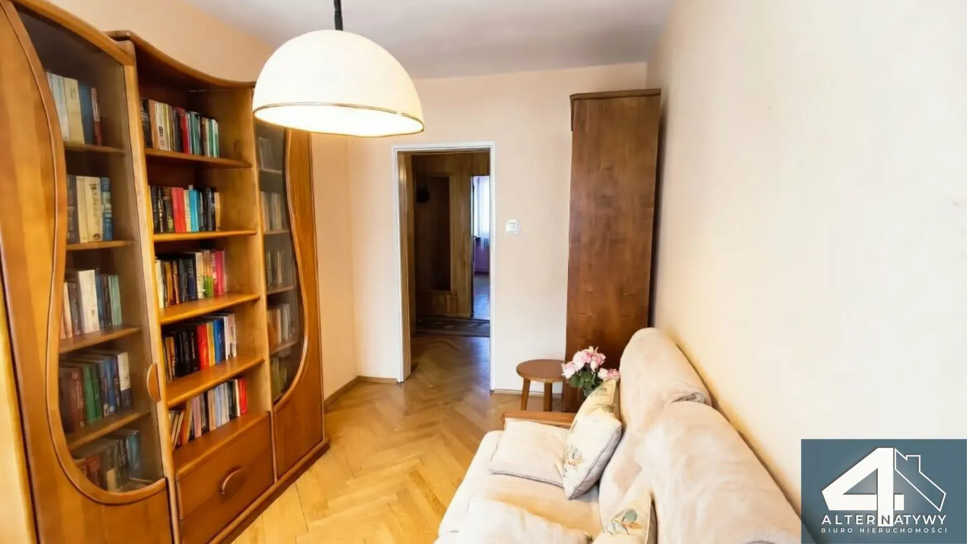 M4| 1 Piętro| Centrum miasta| Spokojna okolica 8