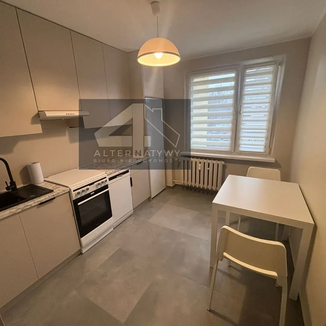 Wyremontowane 2-pokojowe mieszkanie z balkonem 9