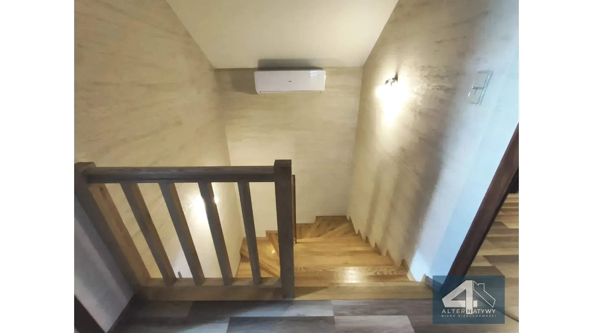 Zadbany, piętrowy dom/100 m²/Wierzeje 25