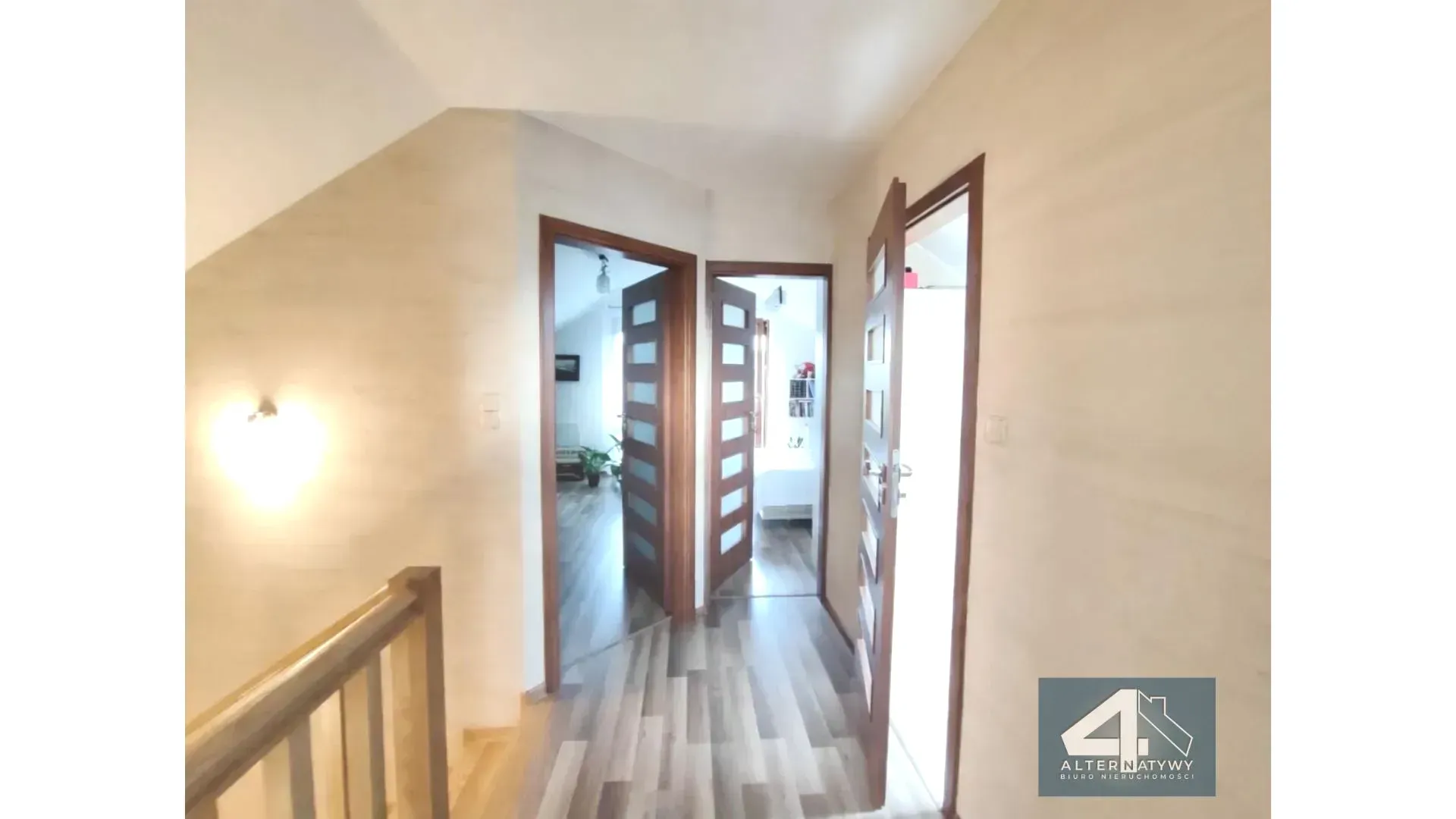 Zadbany, piętrowy dom/100 m²/Wierzeje 26