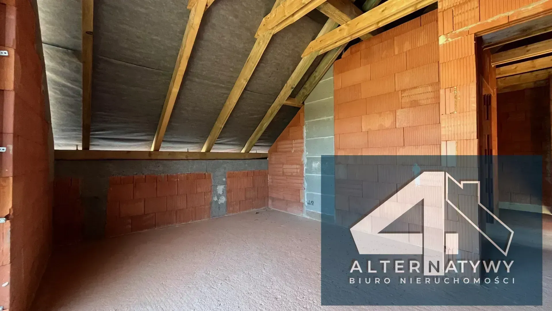 Nowa inwestycja z dużymi  przeszkleniami 17