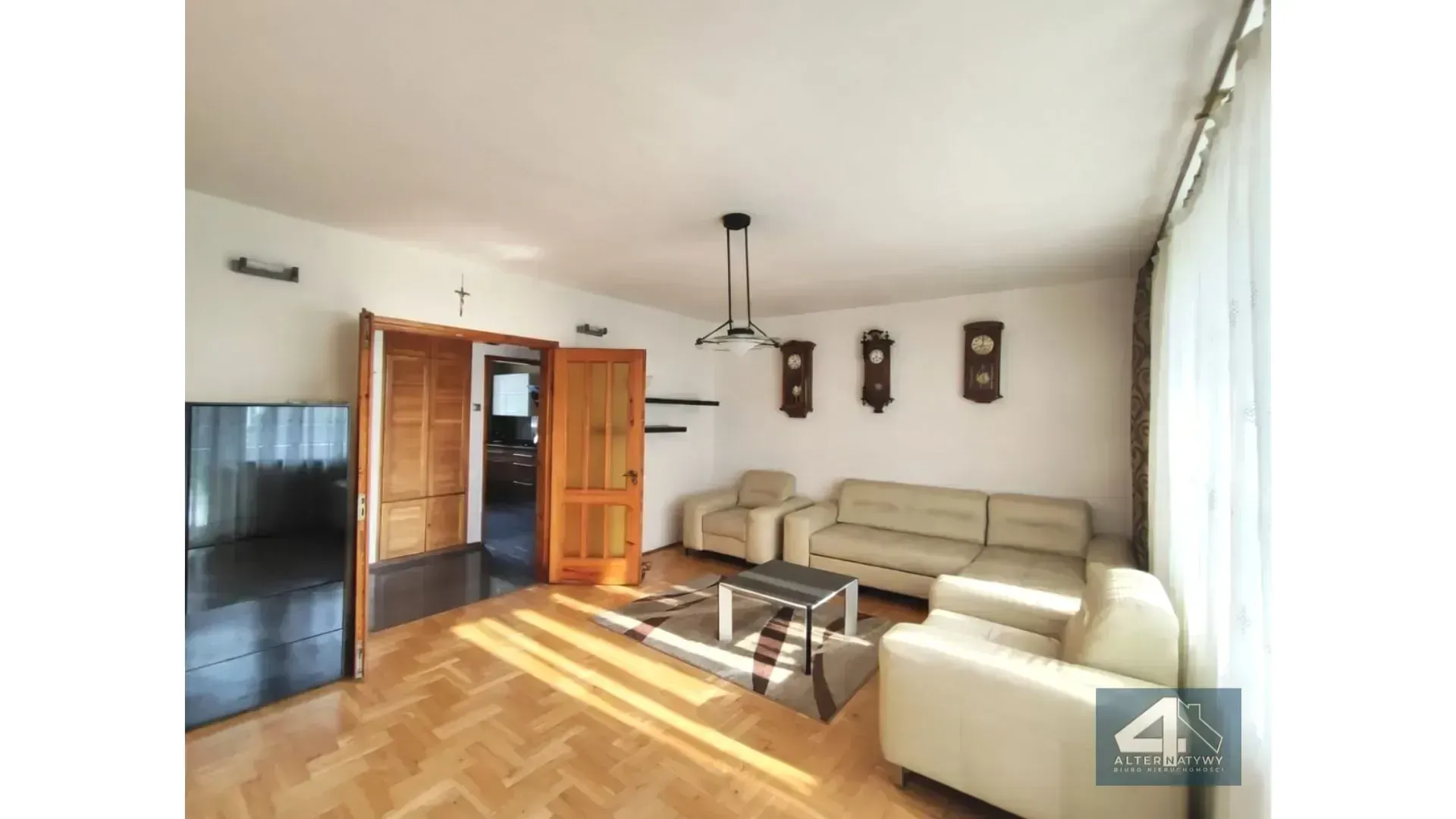 Szeregowiec/4 kondygnacje/Duża działka 1